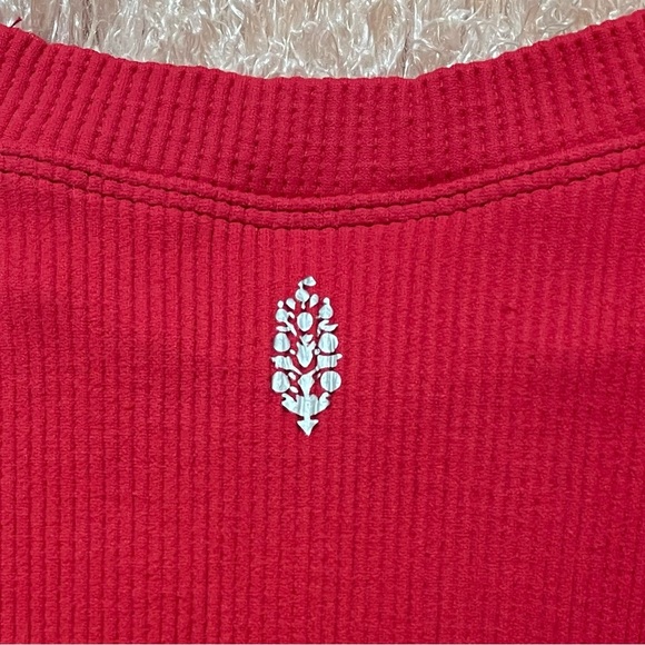 Free People Happiness Runs Muscle Tank Top in Tea Berry Size XL NEW - Picture 9 of 10